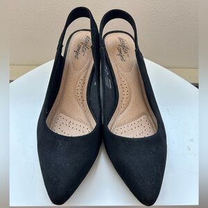 Dexflex comfort black suede sling back block kitten heels